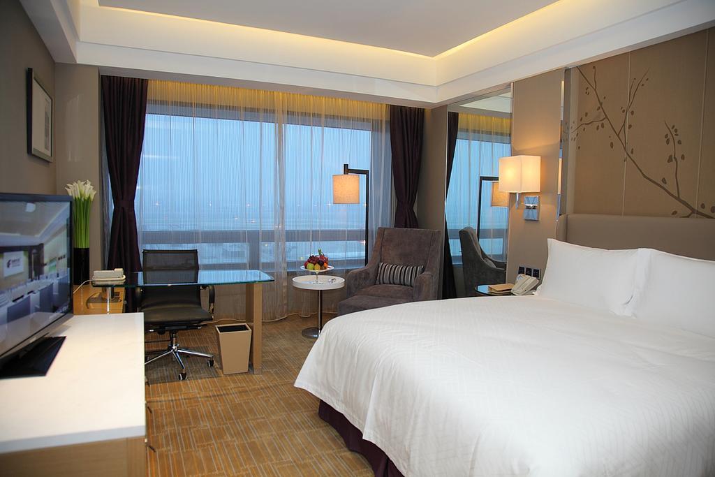 Shanghai Hongqiao Airport Hotel - Air China Kamer foto